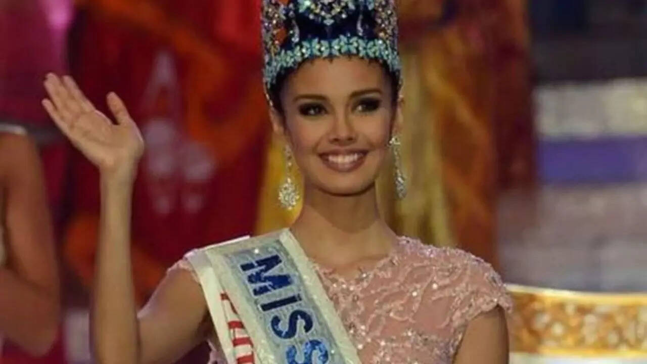Karolina Bielawska To Manushi Chillarr: Miss World Winners Through The ... Seguro freeway